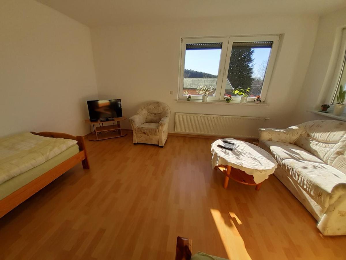 Thueringer Zimmer 줄 외부 사진